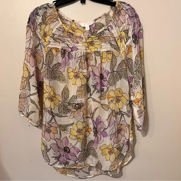 Lauren Conrad 3/4 sleeve floral sheer  top - Picture 1 of 3
